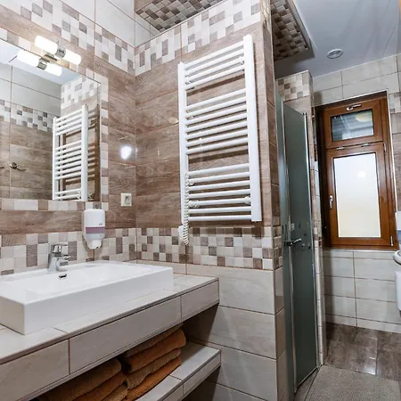 Nemeth Apartmanhazak * Mórahalom