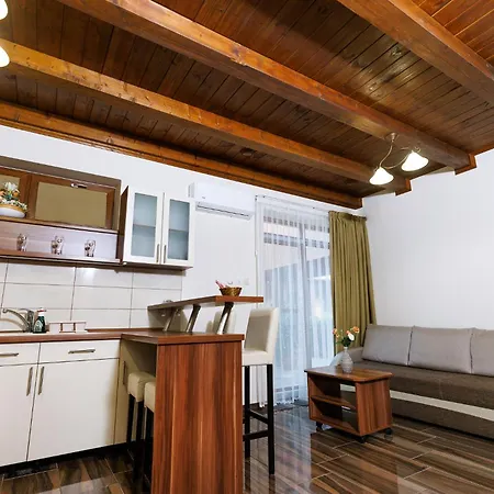Daire Nemeth Apartmanhazak *