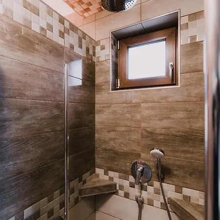Nemeth Apartmanhazak Apartment *